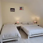 Villa Grunwald - Dom Z Dzialka 3000M2 Na Wylacznosc, Z Duzym Ogrodem, Tarasem, Grillem, Hamakami, Domkiem Dla Dzieci I Boiskiem